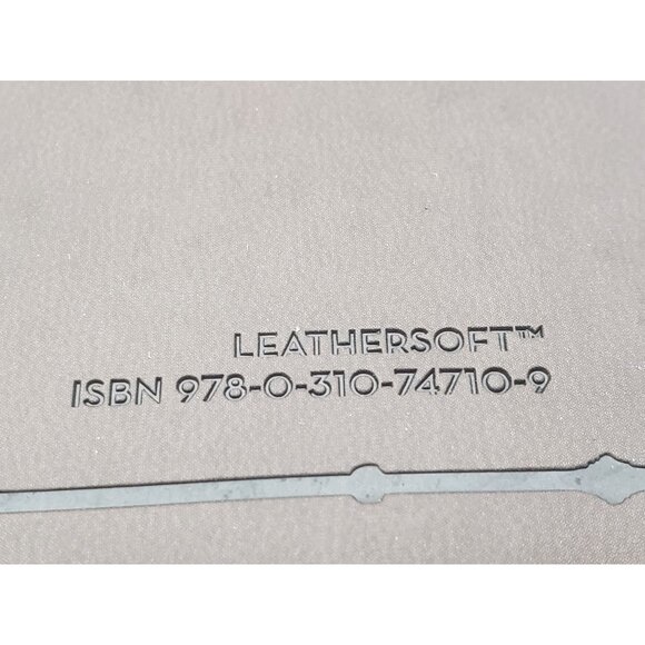 NIV Teen Study Bible Compact Edition Brown Leathersoft Small Print Lay-Flat - Picture 8 of 8